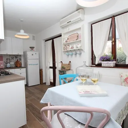 Apartment Apollonio *